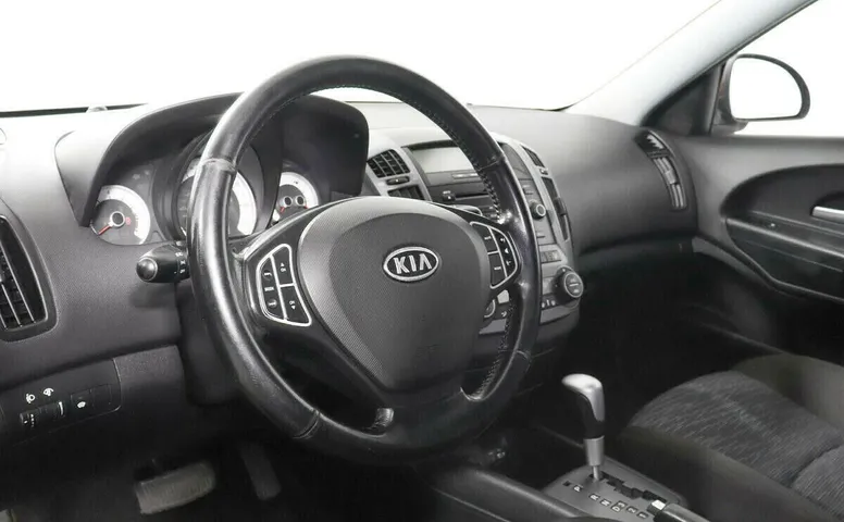 Kia Ceed I