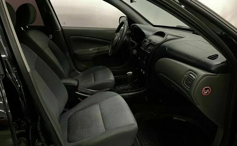 Nissan almera classic