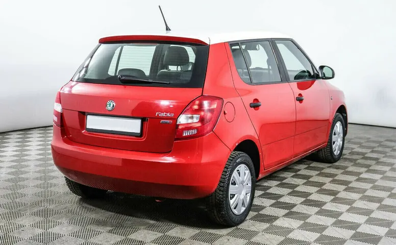 Skoda Fabia II Рестайлинг