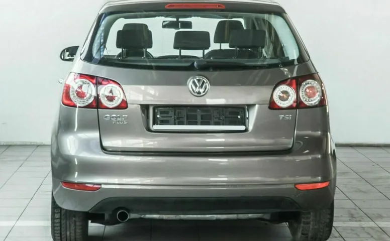 Volkswagen golf plus