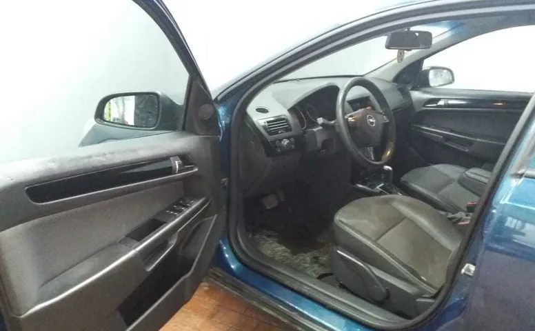 Opel ASTRA 1.8 AT (140 л.с.)