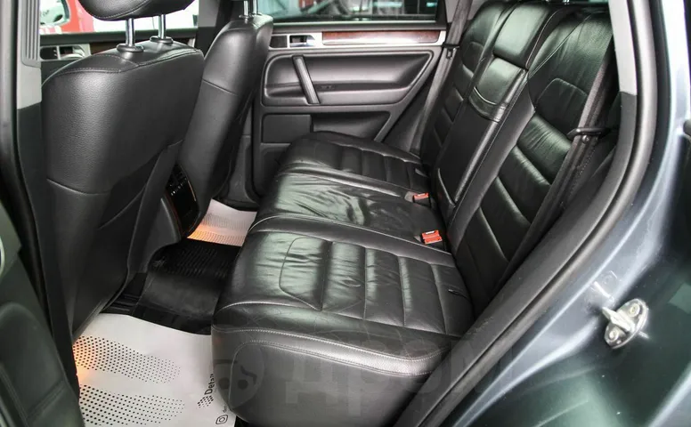 Volkswagen Touareg, 1 поколение, рестайлинг