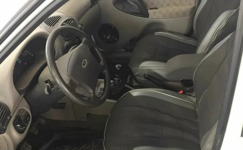LADA (ВАЗ) KALINA 1.6 MT (98 л.с.)