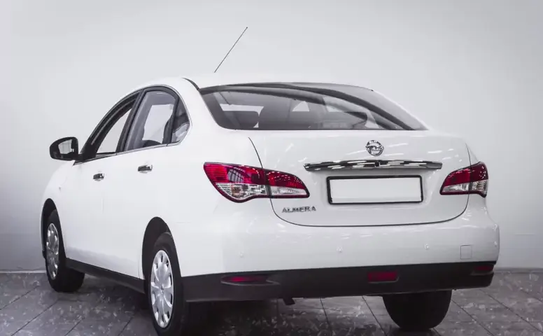 Nissan Almera
