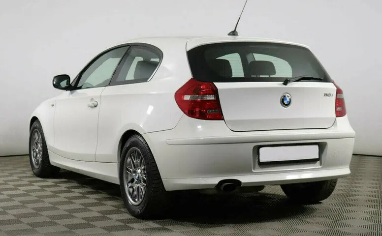 BMW 1 серия 1.6 Автомат