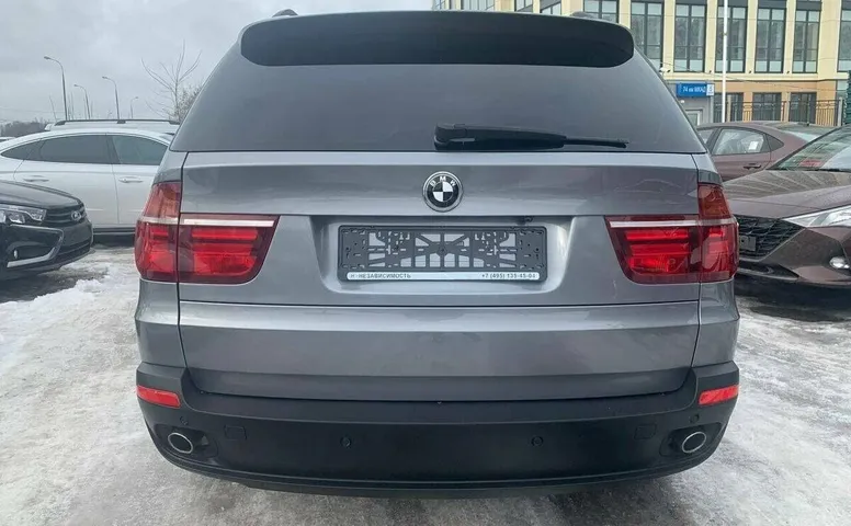 BMW X5 3.0si II (E70)
