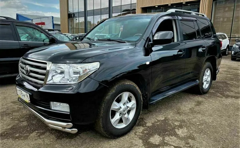 Toyota land cruiser 200 series