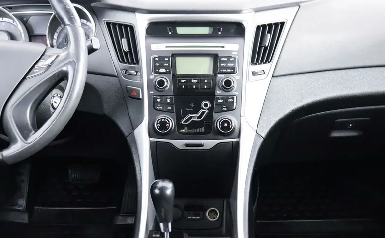 Hyundai Sonata 2.0 АКПП
