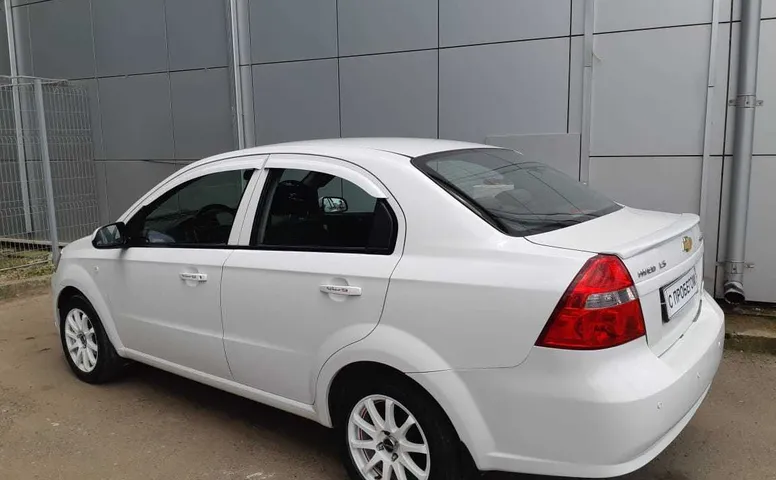 Chevrolet AVEO 1.4 MT (101 л.с.)