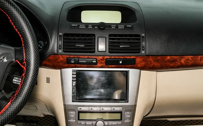 Toyota Avensis, 2 поколение