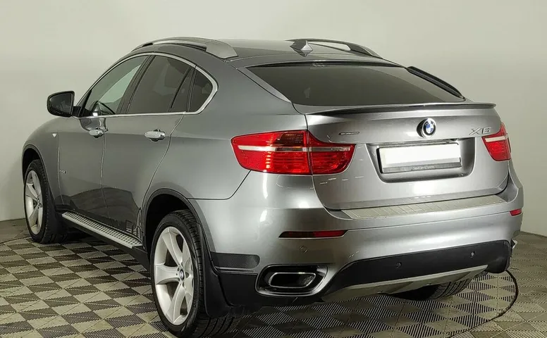 BMW X6 50i I (E71)