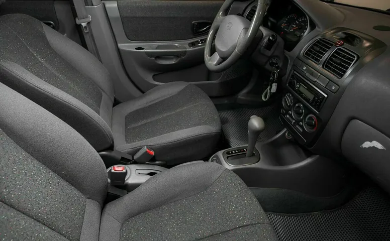 Hyundai accent