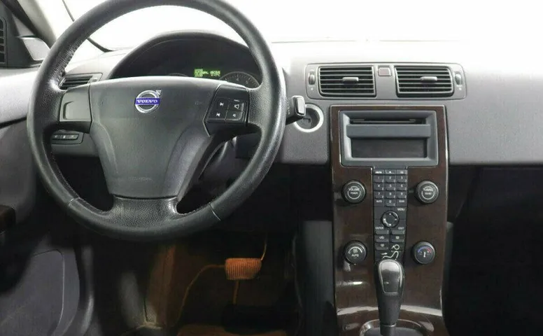 Volvo S40 2.4 Автомат