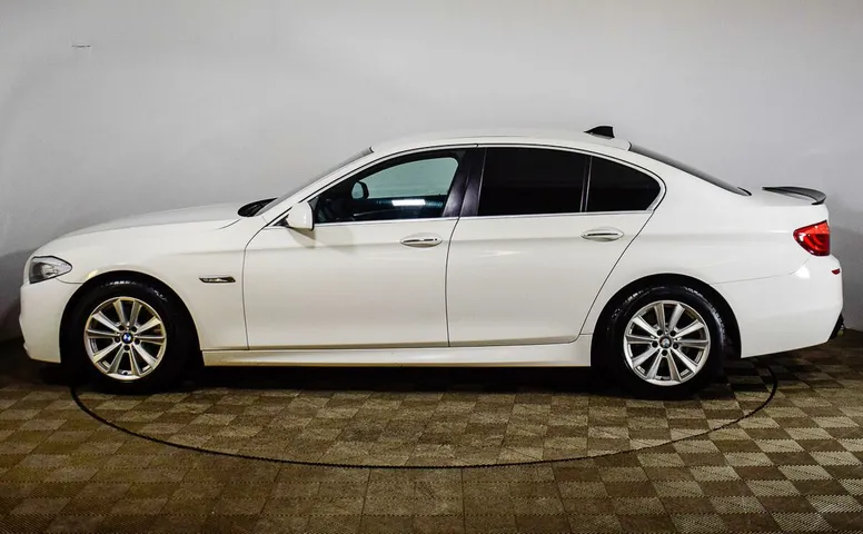 BMW 5 серия