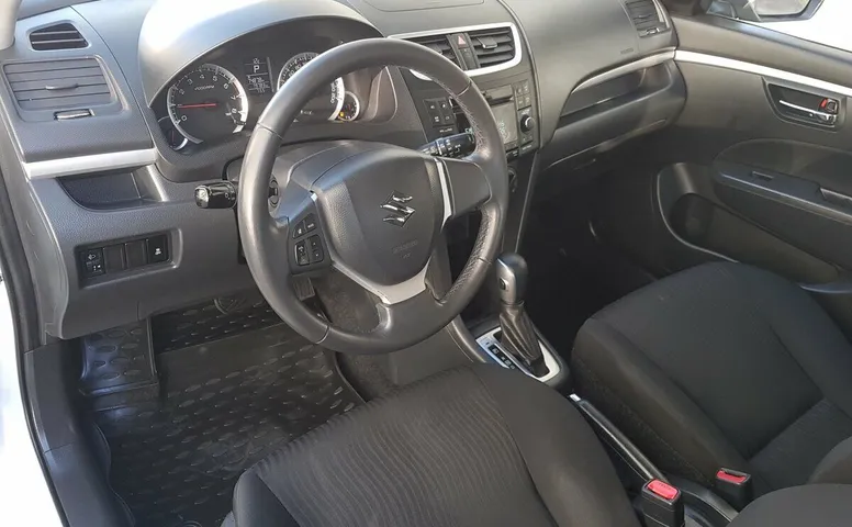 Suzuki Swift IV