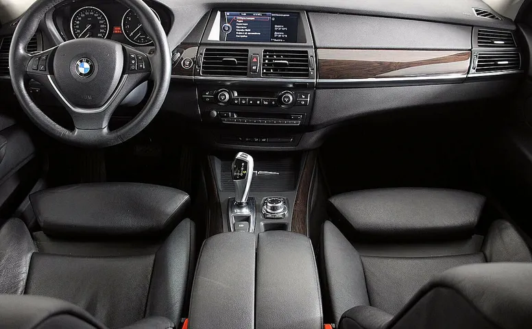 BMW X5 30i II (E70)
