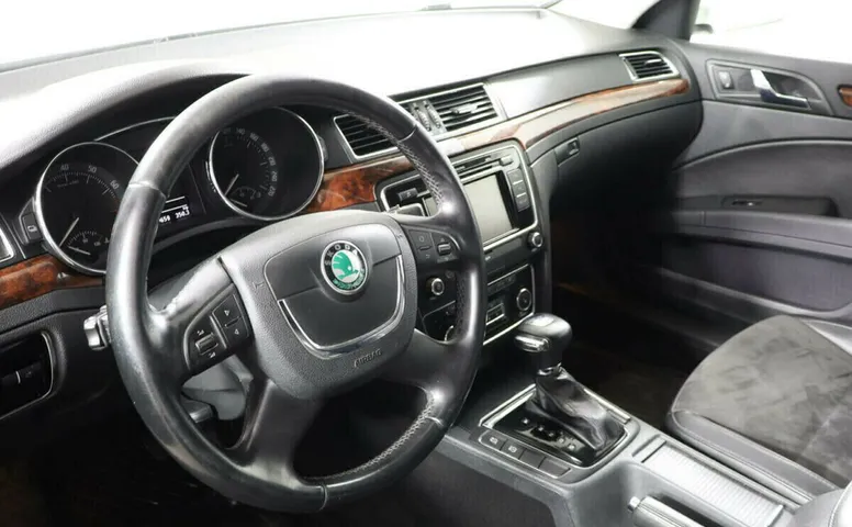 Skoda Superb II