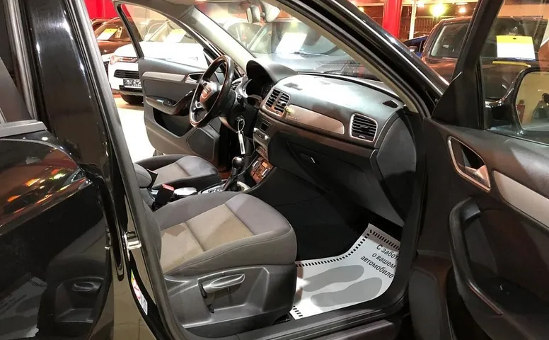 Audi Q3 I (8U)