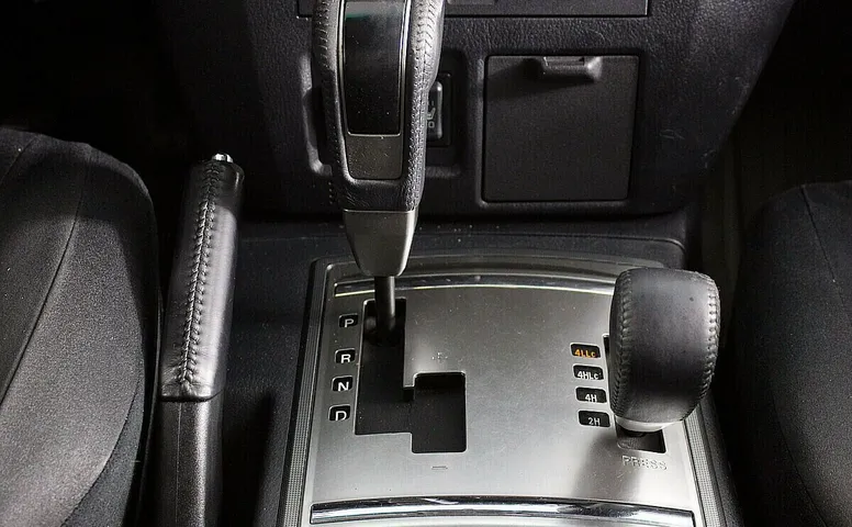 Mitsubishi Pajero IV