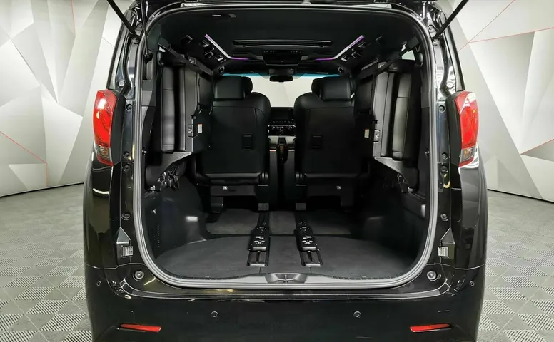 Toyota Alphard 3.5 AT (275 л.с.) Черный