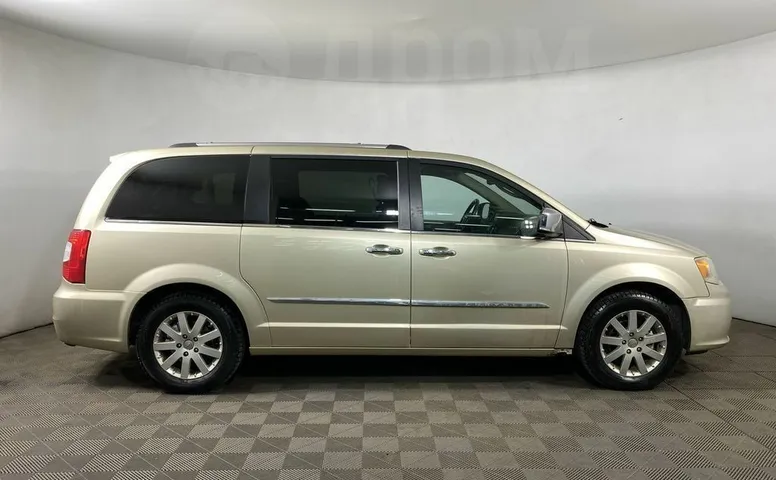 Chrysler Grand Voyager, 5 поколение