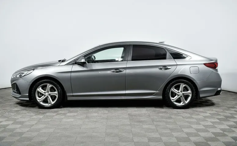 Hyundai Sonata 2.4 АКПП