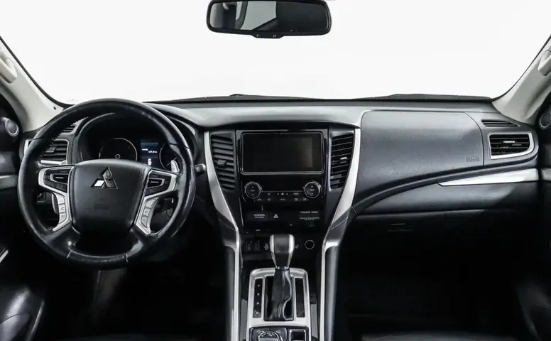 Mitsubishi Pajero Sport