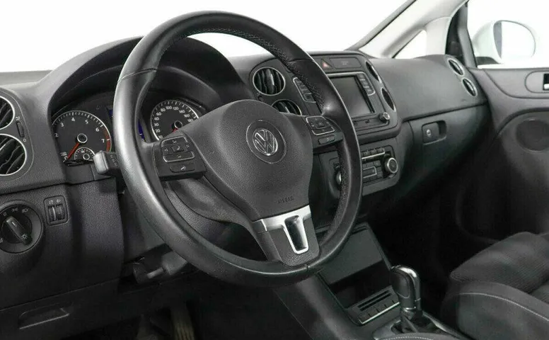 Volkswagen Golf Plus 1.6 Робот