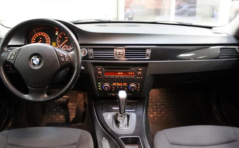 BMW 3 серия, V (E90) Рестайлинг