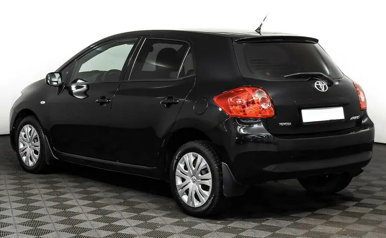 Toyota Auris I