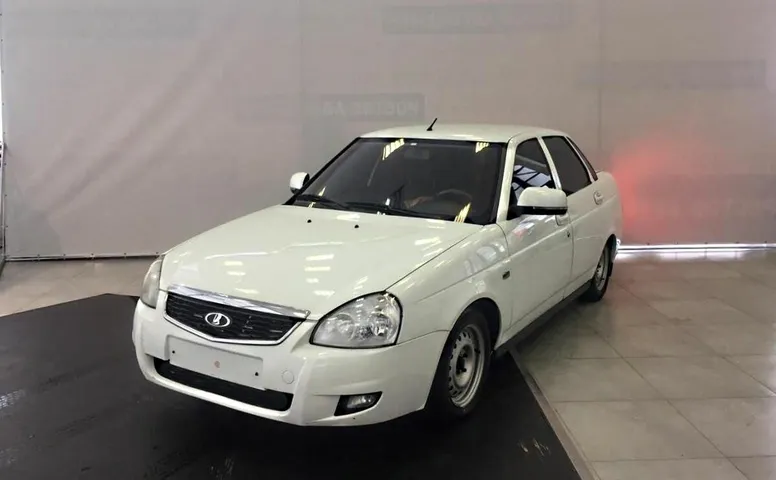 LADA (ВАЗ) 2170 1.6 MT (98 л.с.)