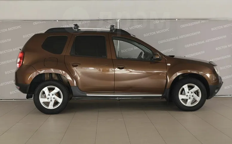 Renault Duster, 1 поколение