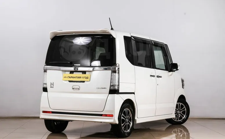 Honda N-BOX, 1 поколение