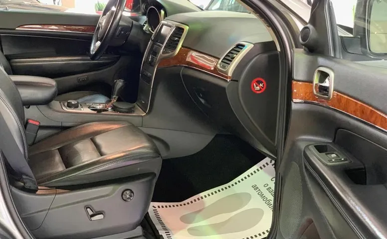 Jeep Grand Cherokee IV (WK2)