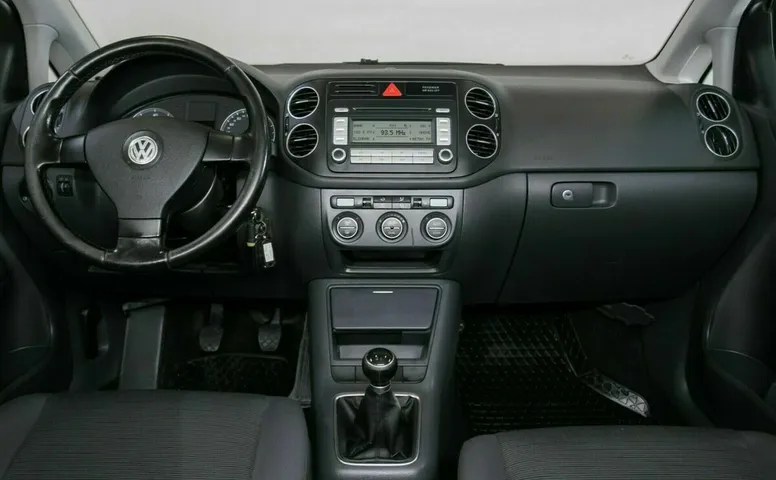 Volkswagen golf plus