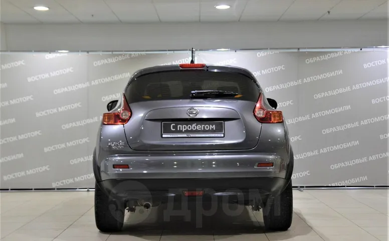 Nissan Juke, 1 поколение