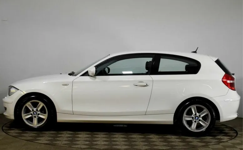 BMW 1 серия