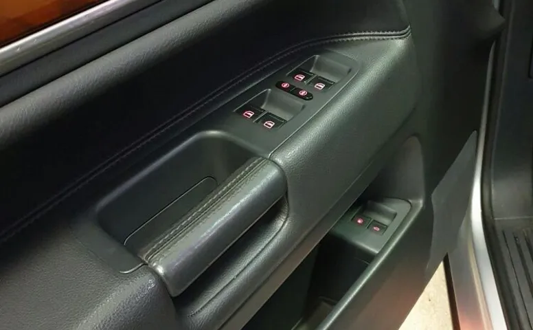 Volkswagen Touareg I Рестайлинг