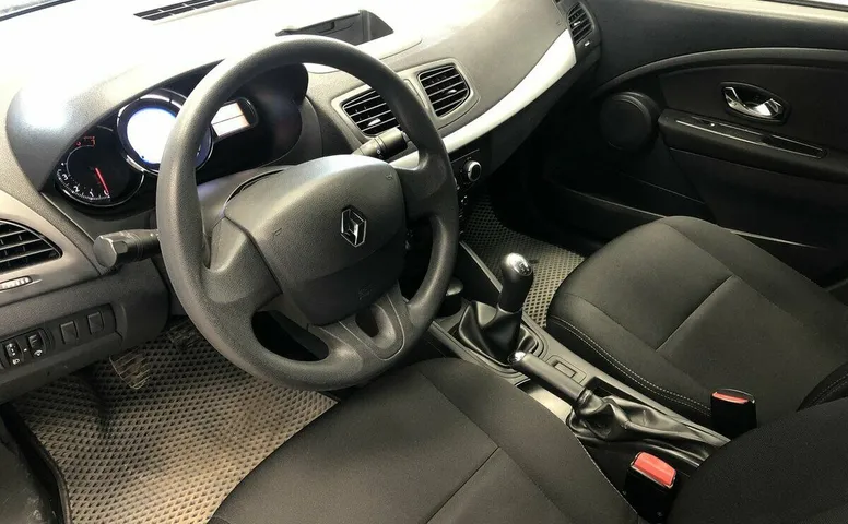 Renault Fluence I Рестайлинг