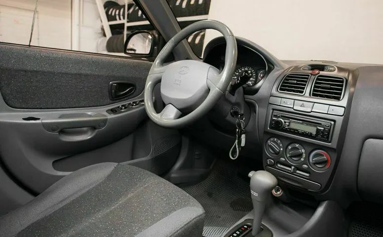 Hyundai accent