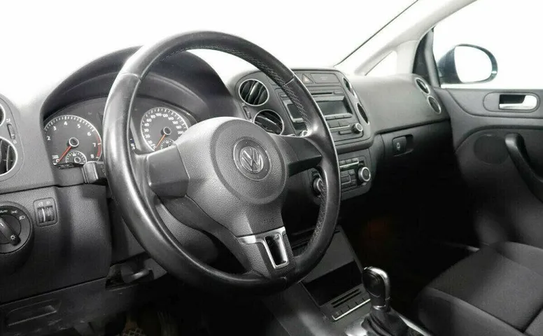 Volkswagen Golf Plus 1.6 Робот