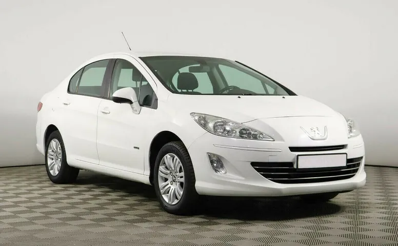 Peugeot 408 I