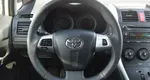 Toyota auris i рестайлинг