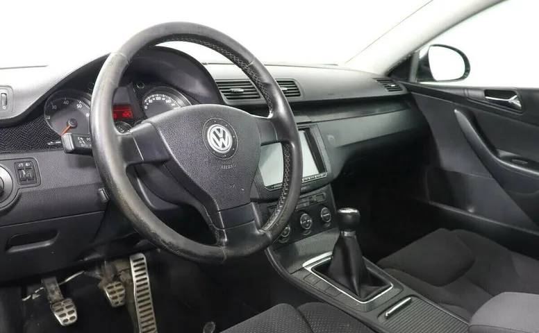 Volkswagen Passat B6