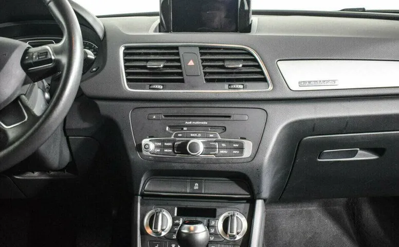 Audi Q3 2.0 Робот