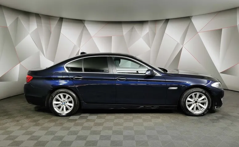 BMW 5 серия 520i Steptronic (184 л.с.) Синий