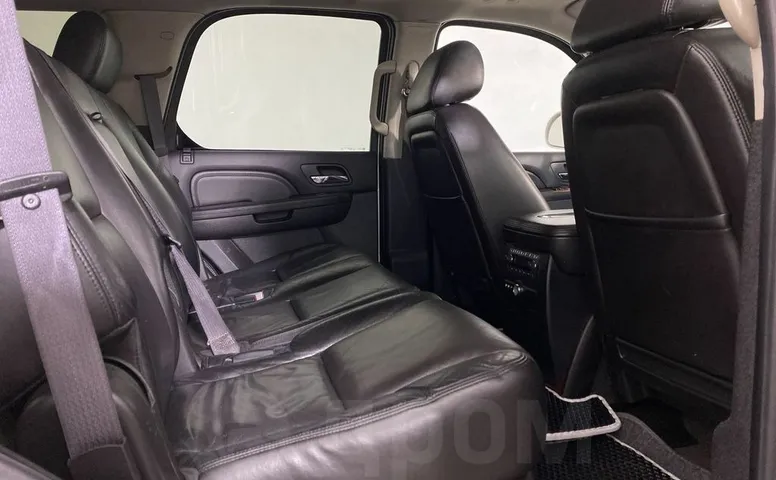 Cadillac Escalade, 3 поколение