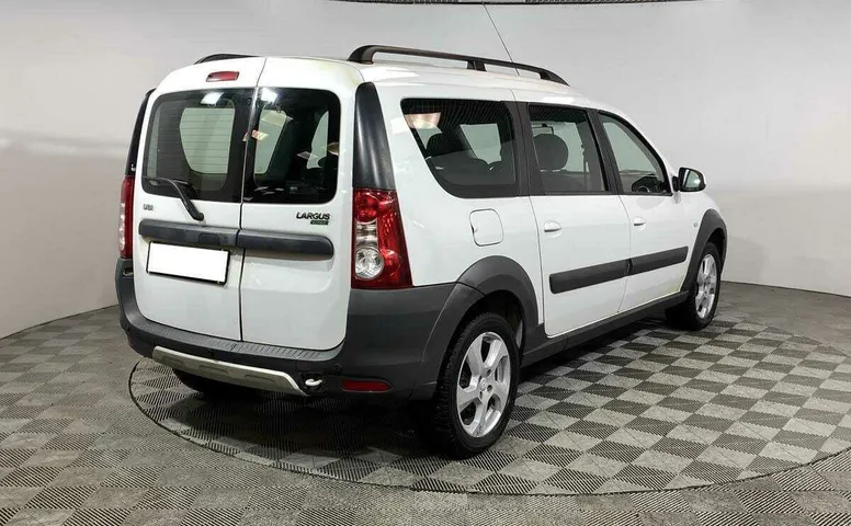 Lada (ваз) largus cross мкпп 2017 с пробегом 89 490 км
