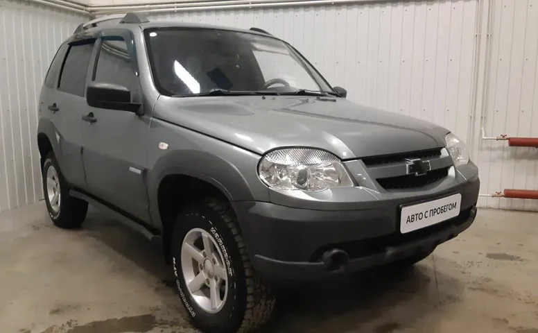 Chevrolet NIVA 1.7 MT (80 л.с.) 4WD