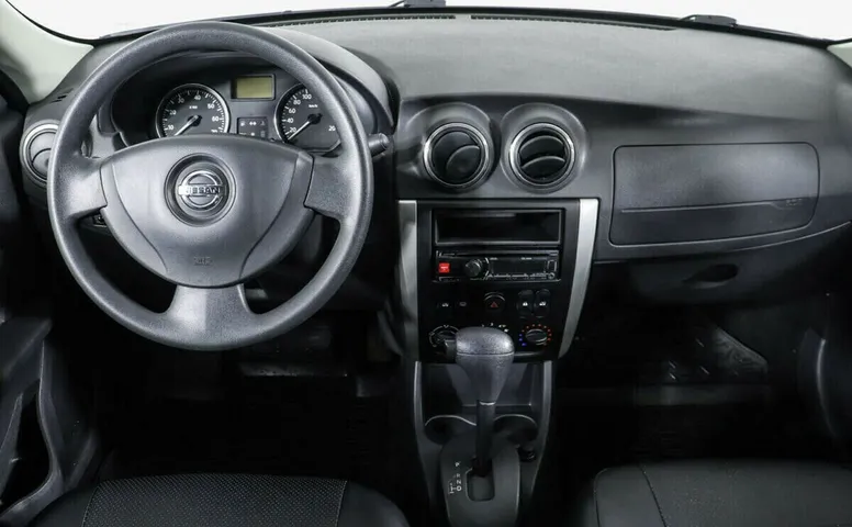 Nissan Almera III (G15)